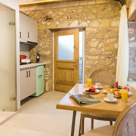 Stone Suites At Lefkada'S Old Port Exterior photo