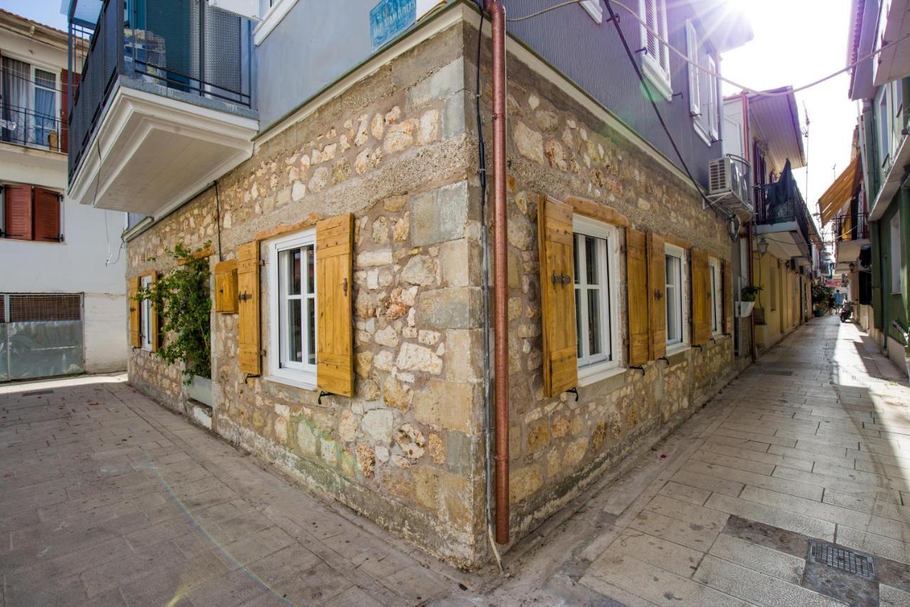 Stone At Lefkada's Old Port Apartment Lefkada City